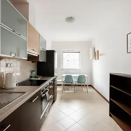Wola Sunset Free Parking Appartement Varsovie
