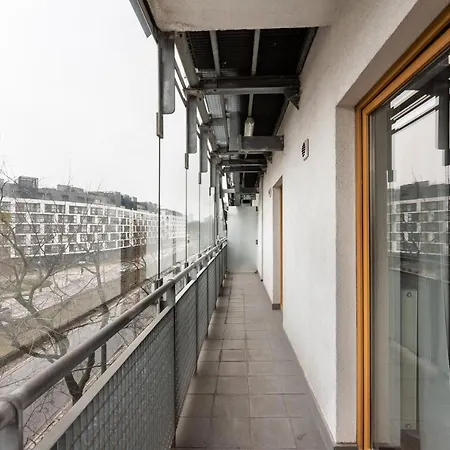 Wola Sunset Free Parking * Varsavia